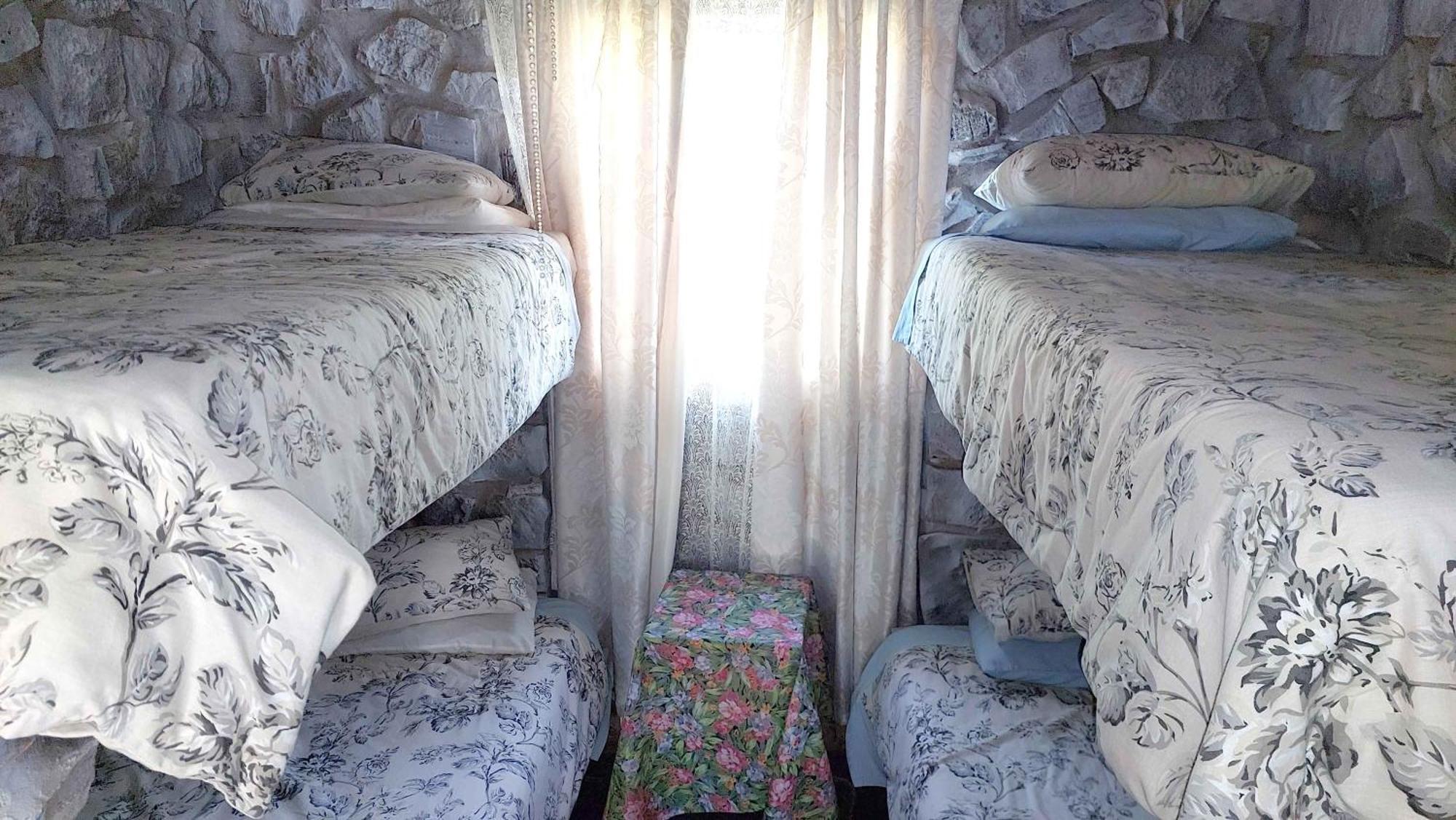 The Shoe Guest House Draasloot Bagian luar foto